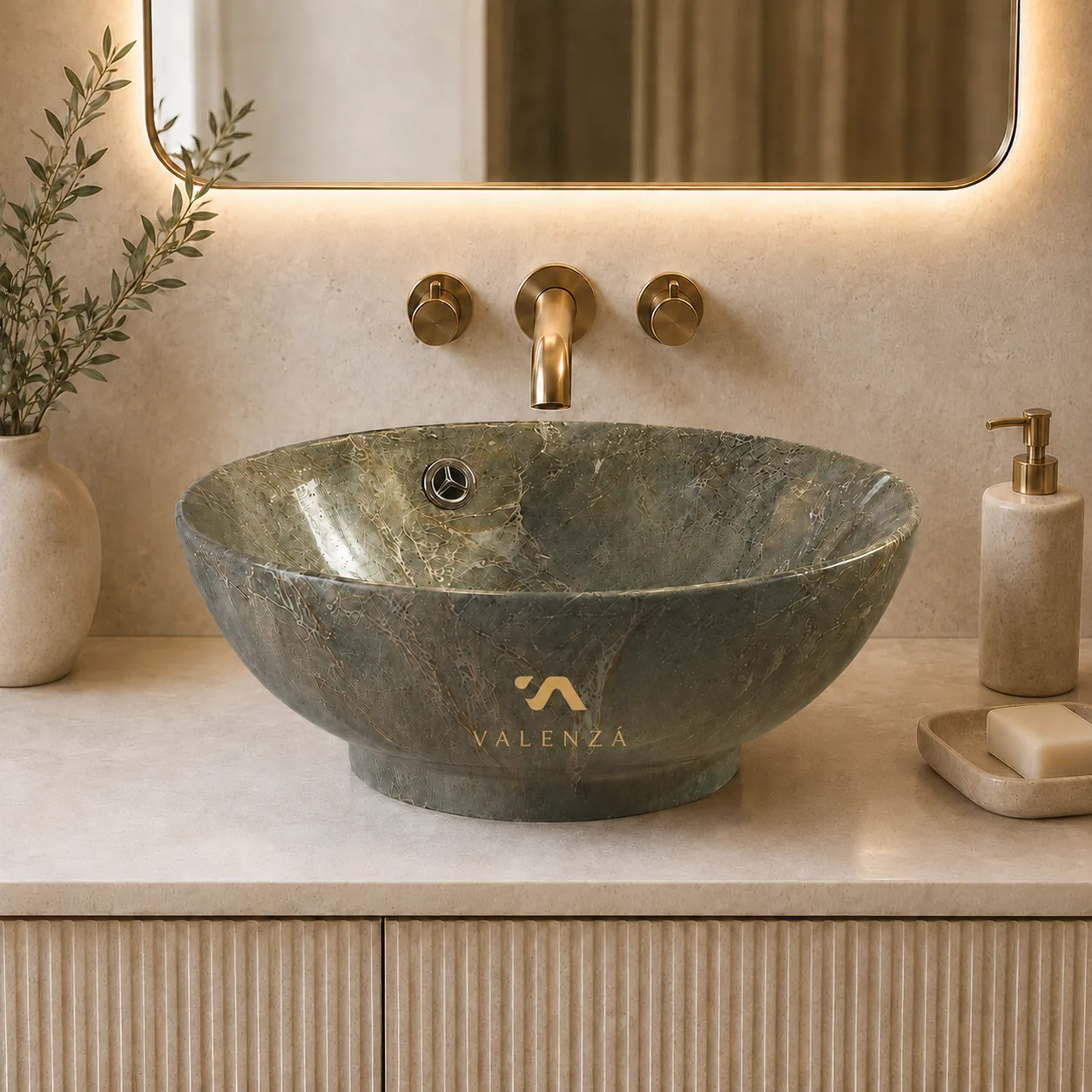 Round vessel basin carved in veined green marble